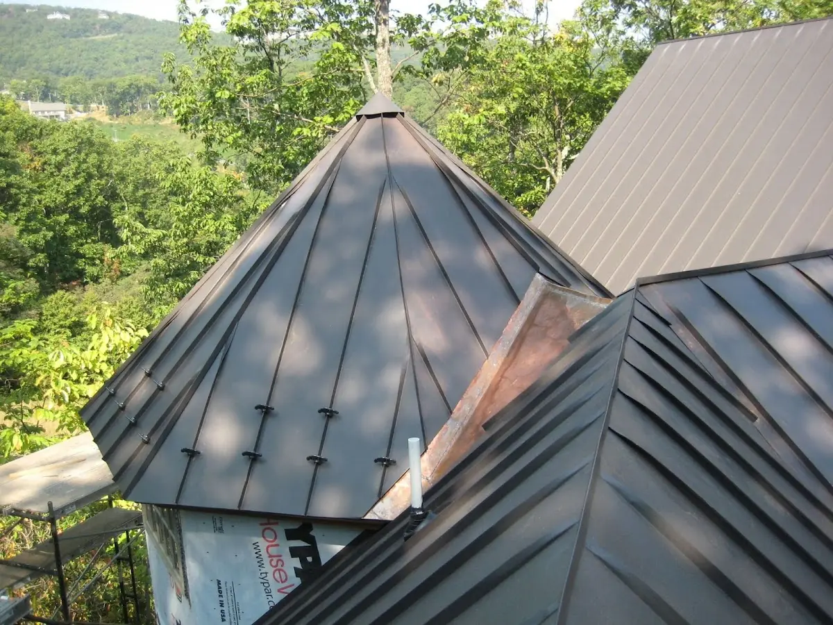 Professional Shingle Replacement & Repair by Craftsman Roofing in Oakmont